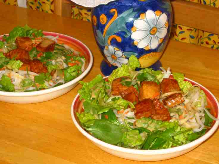 1tofu salad with peanut sauce.jpg